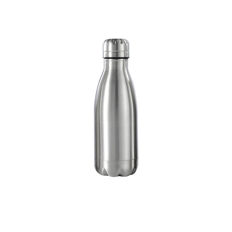 Silver insulated bottle with a capacity of 500 ML on a white background